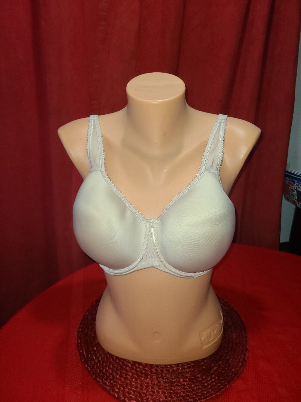 Wacoal Bra 36DD 853192 Basic Beauty Spacer Bra Beige